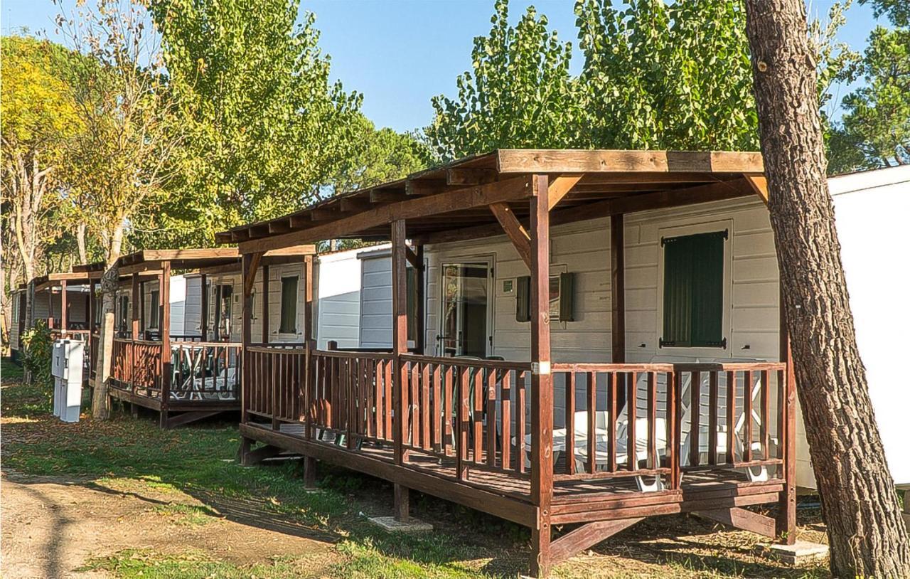 Beautiful Stacaravan In Tuoro Sul Trasimeno Villa Exterior foto